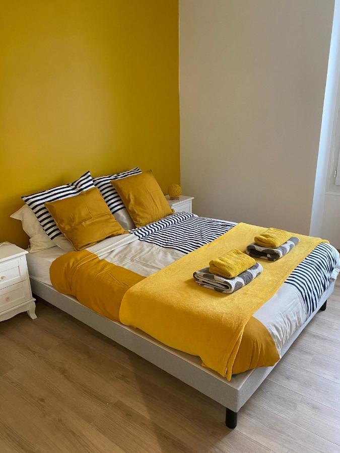 Grand F4 De 71M2 Pour 6 Personnes En Plein Centre Ville Arpajon Esterno foto